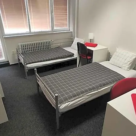 Hotel Parkcentrum Lowcost Near Center Of