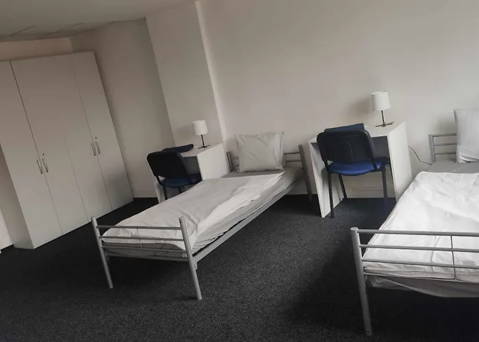 Parkcentrum Lowcost Near Center Of Hotel *